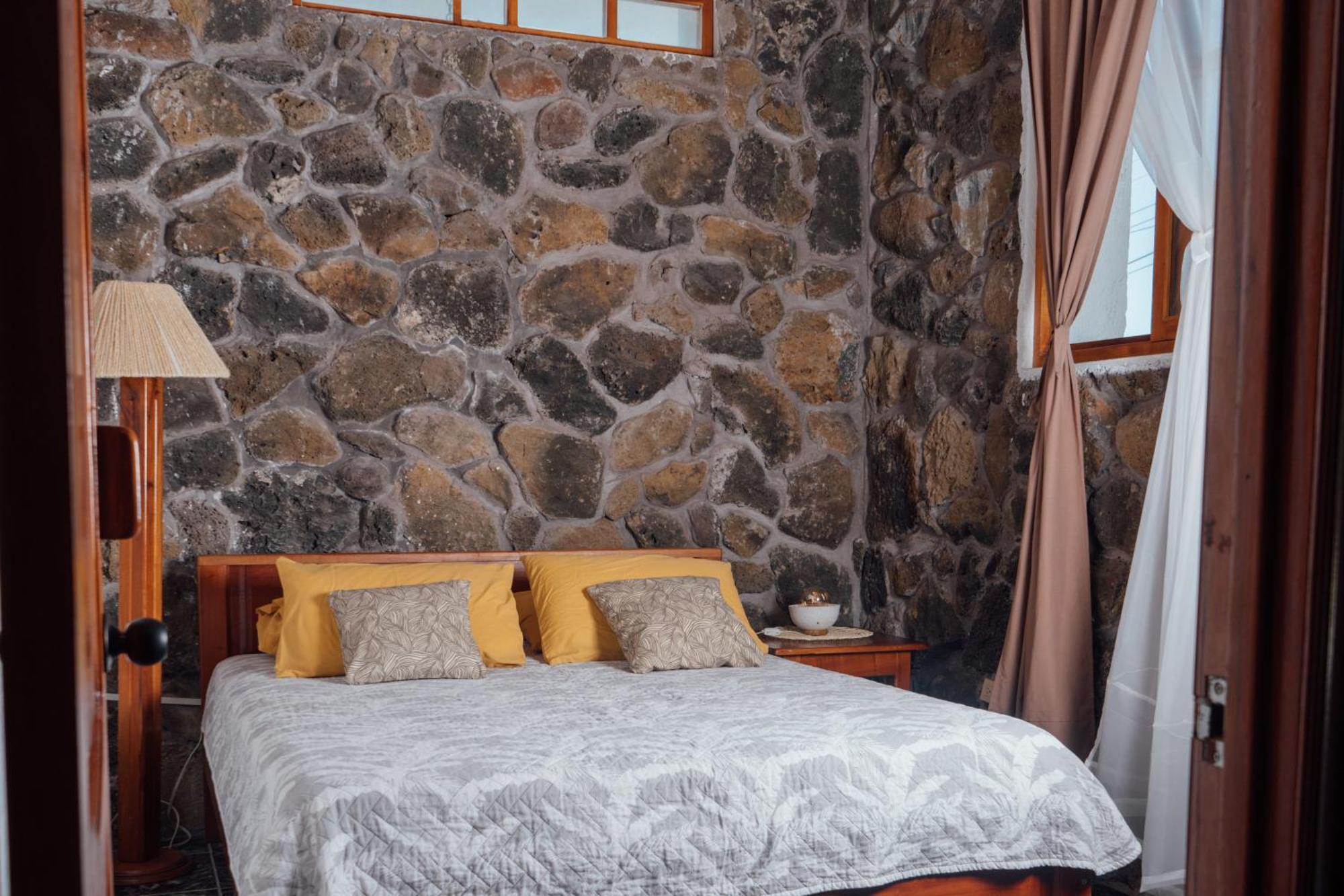 Hotel Pimampiro Puerto Baquerizo Moreno Zewnętrze zdjęcie