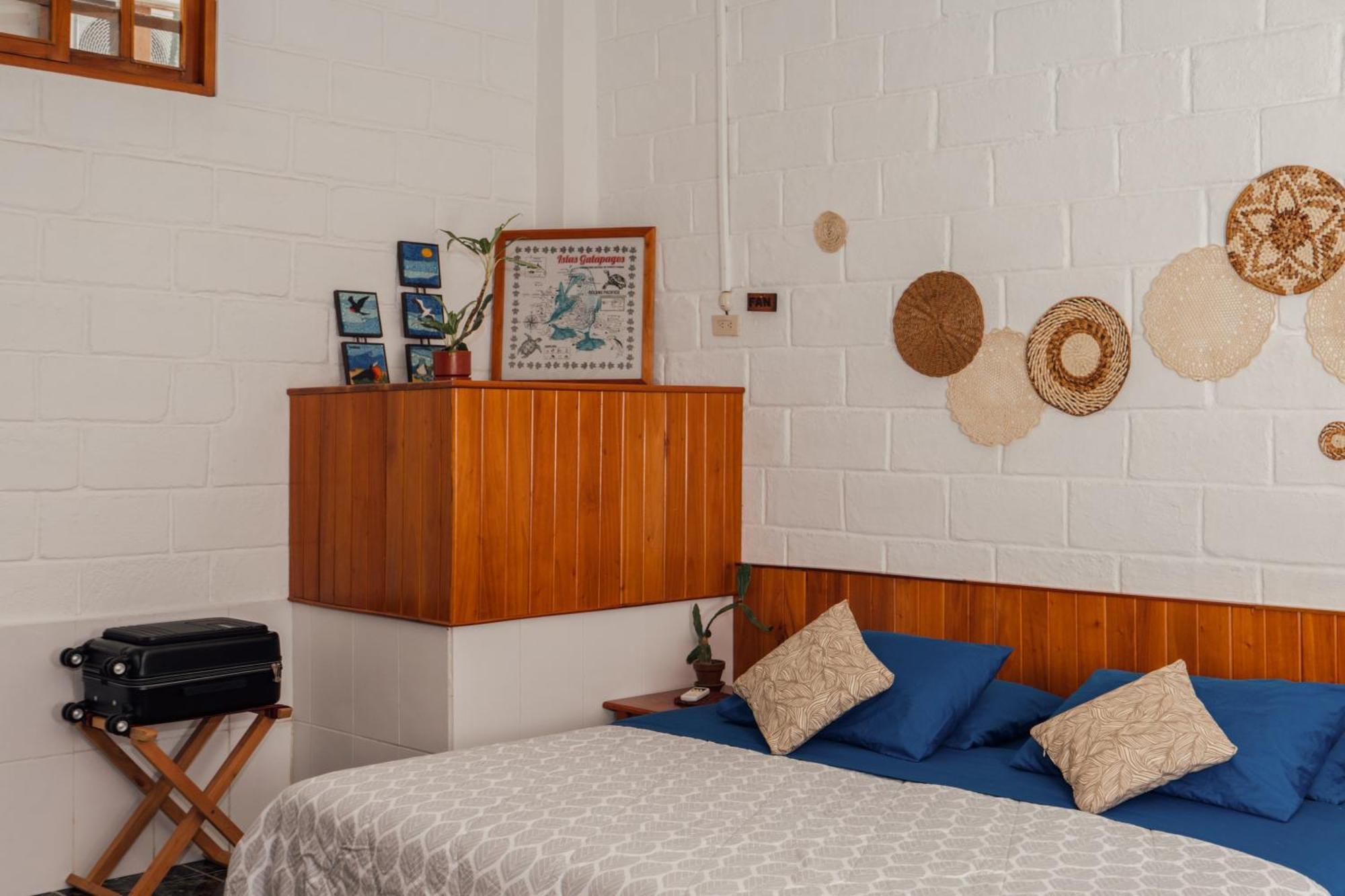 Hotel Pimampiro Puerto Baquerizo Moreno Zewnętrze zdjęcie