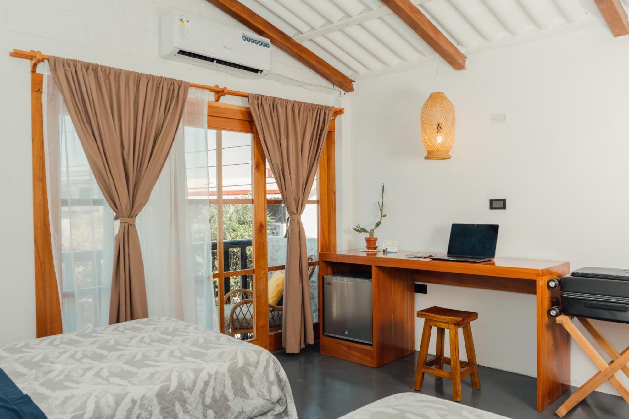 Hotel Pimampiro Puerto Baquerizo Moreno Zewnętrze zdjęcie