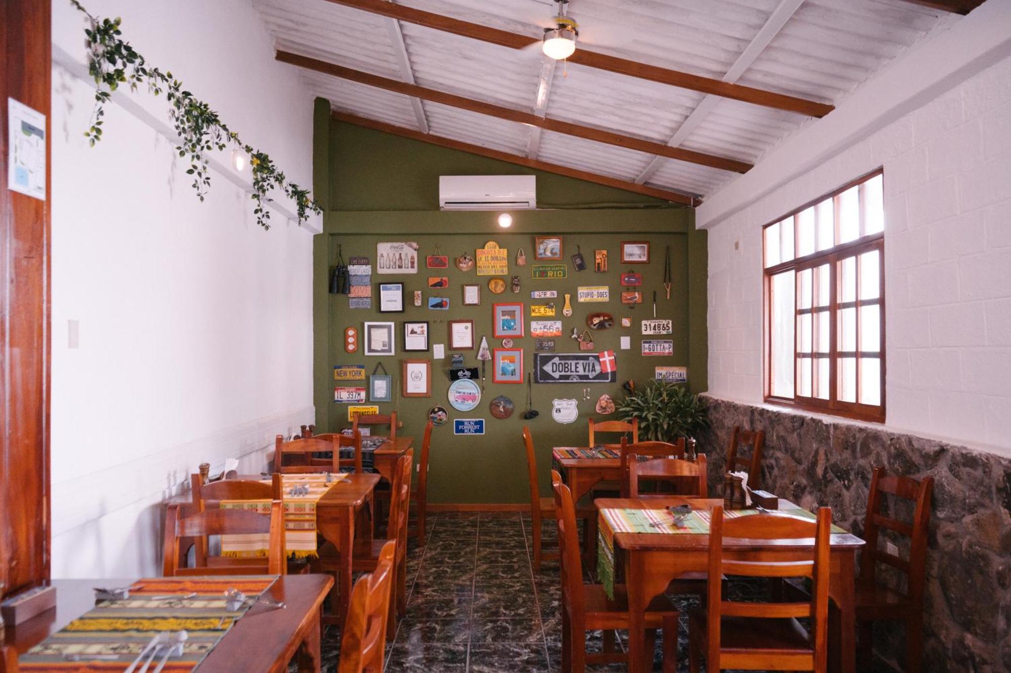 Hotel Pimampiro Puerto Baquerizo Moreno Zewnętrze zdjęcie